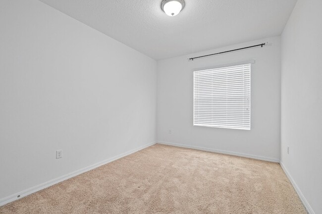 Building Photo - "Gated community in Seven Oak 3-Bedroom Townhouse with Granite Countertops in Wesley Chapel, FL"