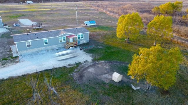 Building Photo - 115 Private Rd 172