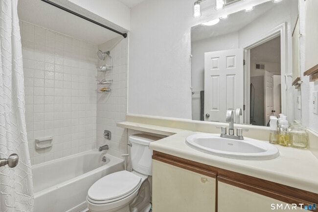 Building Photo - 299 Carriage Crossing Ln