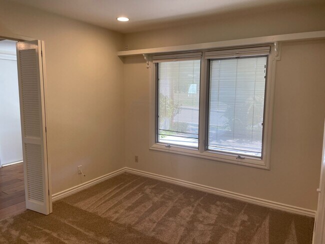 Building Photo - 3246 Medicine Bow Ct