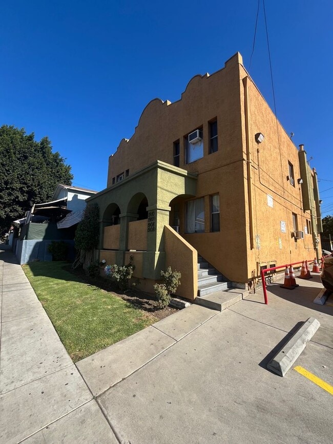 Building Photo - Riboli 2601 (DMM964)