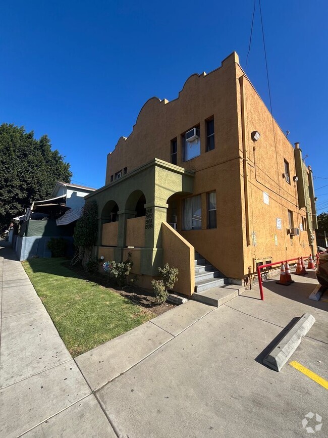 Building Photo - Riboli 2601 (DMM964)