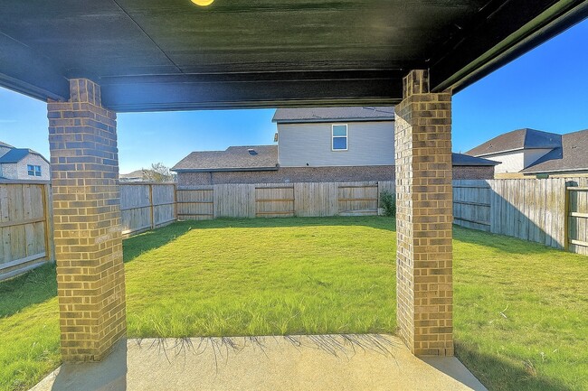 Building Photo - 9638 Lily Vis Ln