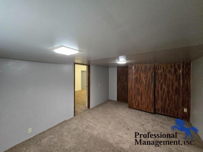 Building Photo - 6 bedroom in Billings MT 59101
