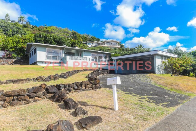 Building Photo - Lower Waialae Iki 3 Bedroom, 2 Bath Single...