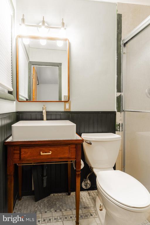 Building Photo - 6609 Bowie Dr