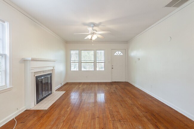 Building Photo - Spacious 3bd/2ba w/ Large Backyard & Close to ATL Beltline!