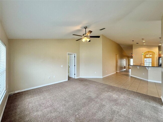 Building Photo - 140 Mandolin Dr