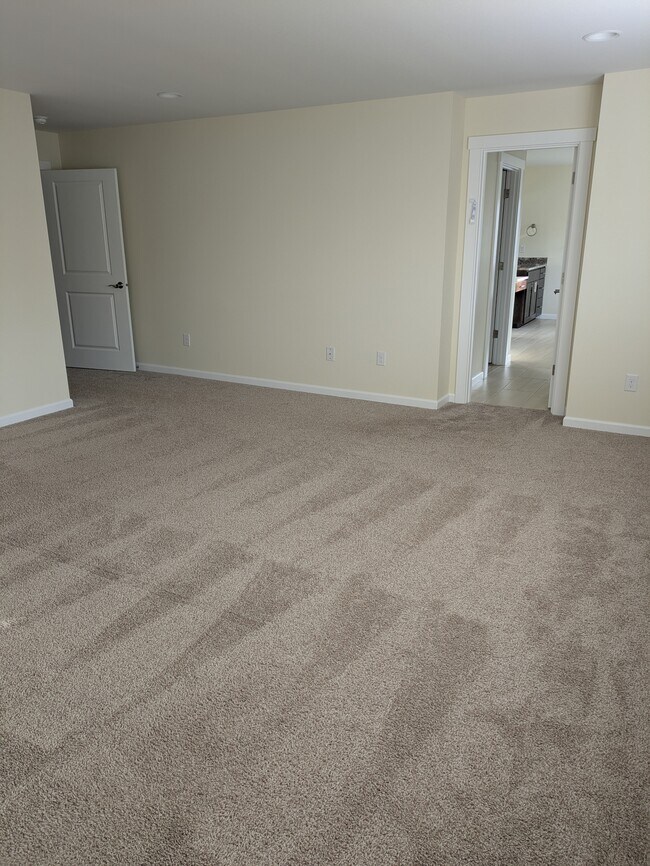 Building Photo - 27333 15th Ct S