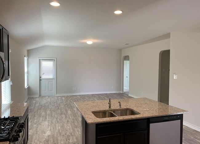 Building Photo - 13115 Maestro Spark