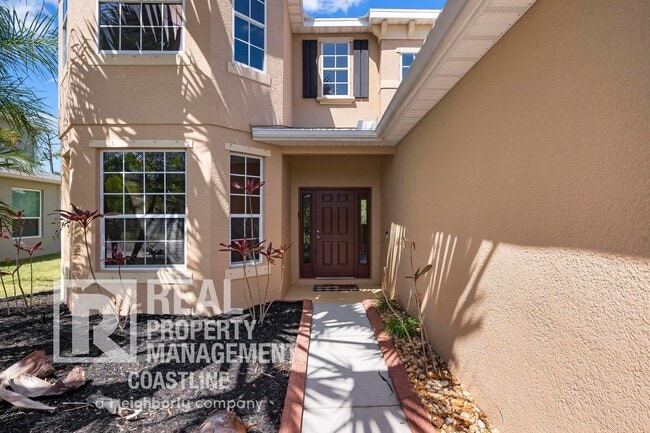Building Photo - Discover North Port Luxury! 4BD 3.5BA - AVAILABLE NOW!