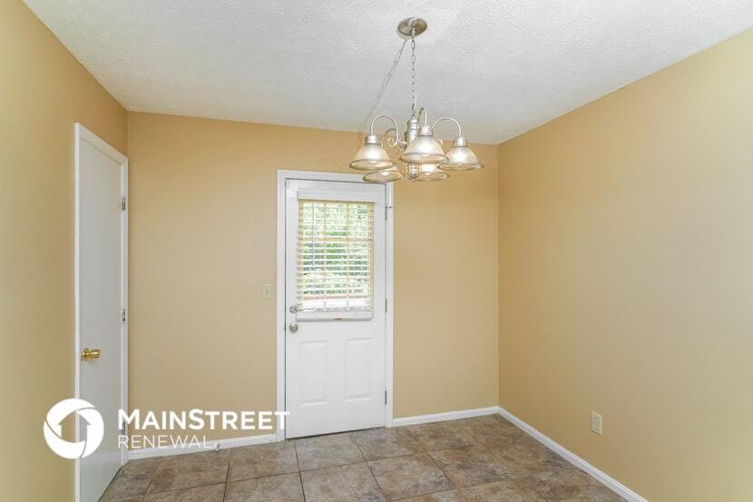Building Photo - 4005 Chenwood Ln