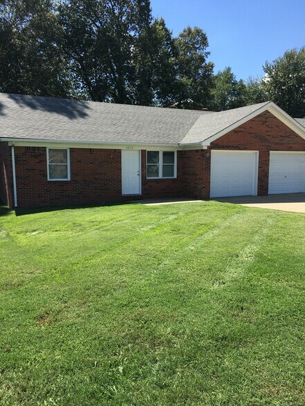 Primary Photo - 3312 River Oaks Blvd