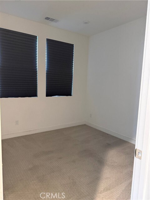 Building Photo - 1402 W Bushell St