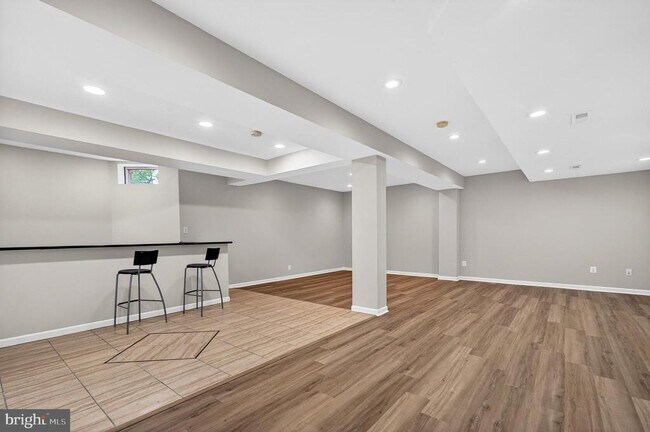 Building Photo - 42071 Pepperbush Pl