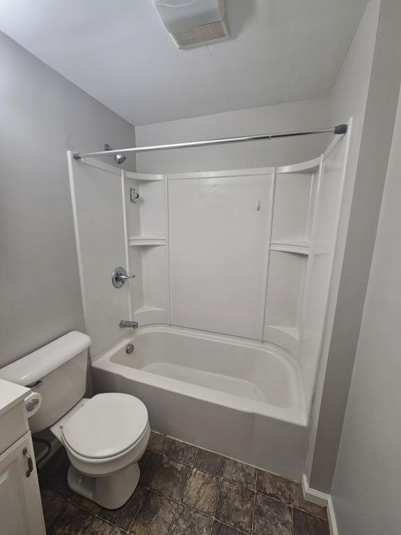 Building Photo - 630 N Poplar St