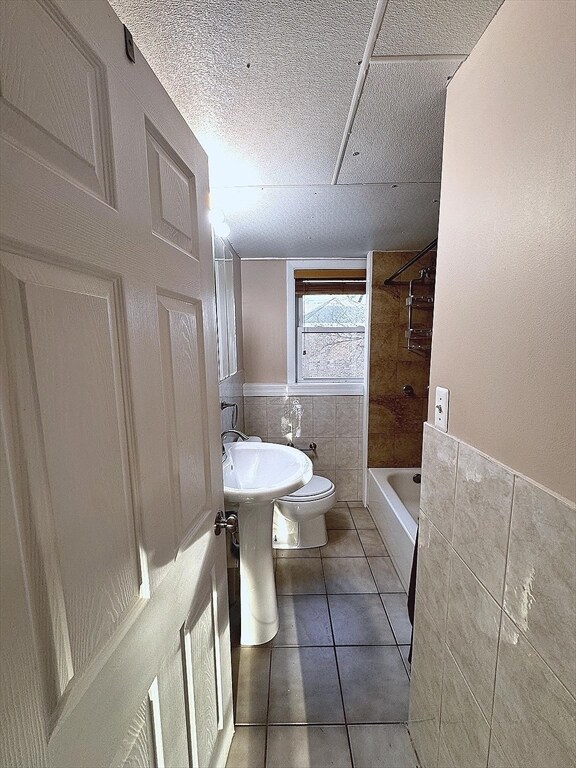 Building Photo - 12 Bigelow St