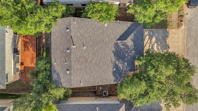 Building Photo - 1012 Traci Michelle Dr