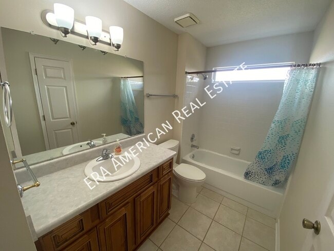 Building Photo - 4032 Leesway Cir