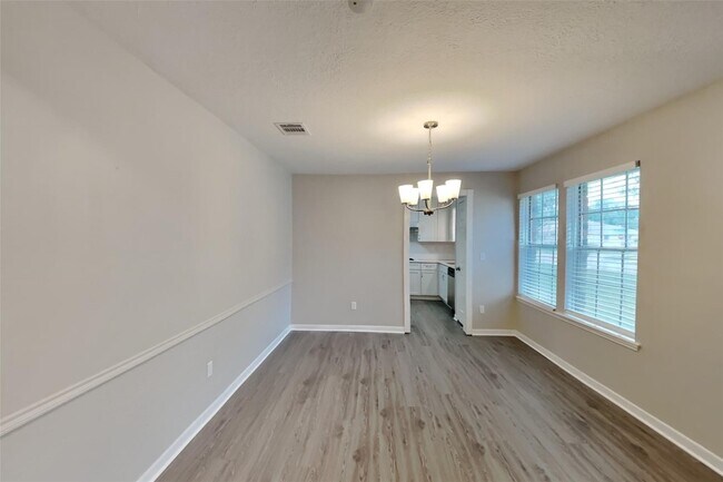 Building Photo - 935 Red Rock Canyon Dr