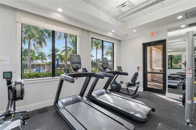 Building Photo - 30588 Chesapeake Bay Dr