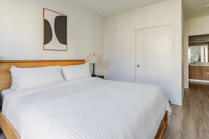 Building Photo - 1200 Rickabaugh Wy