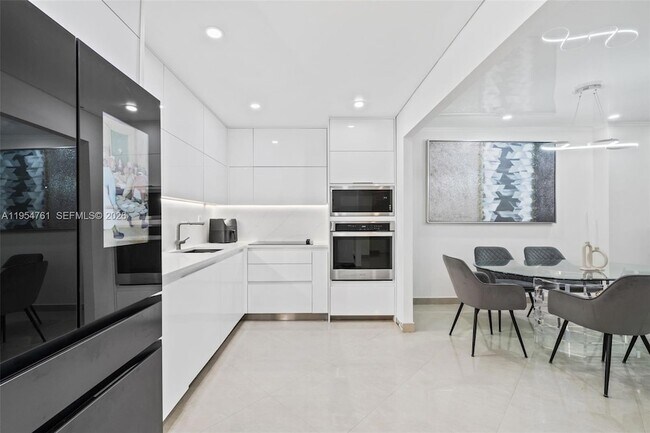 Building Photo - 19390 Collins Ave