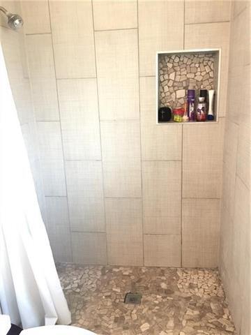 Building Photo - 2527 Cunningham St