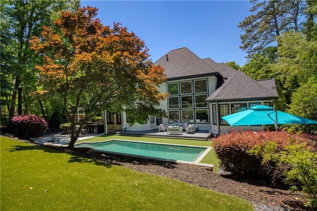 Building Photo - 265 Oakhurst Leaf Dr