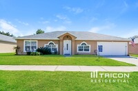 Building Photo - 2232 Nettlebrook St N
