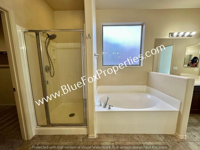 Building Photo - 14615 S Avenida Cucana