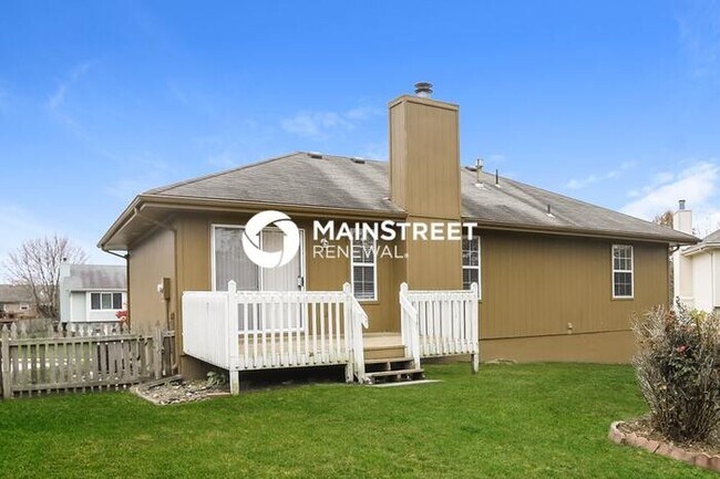 Building Photo - 3 Bedroom Pet-Friendly Home in Raymore, MO...