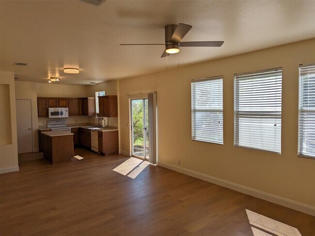 Building Photo - 4717 Lake Champlain Ln