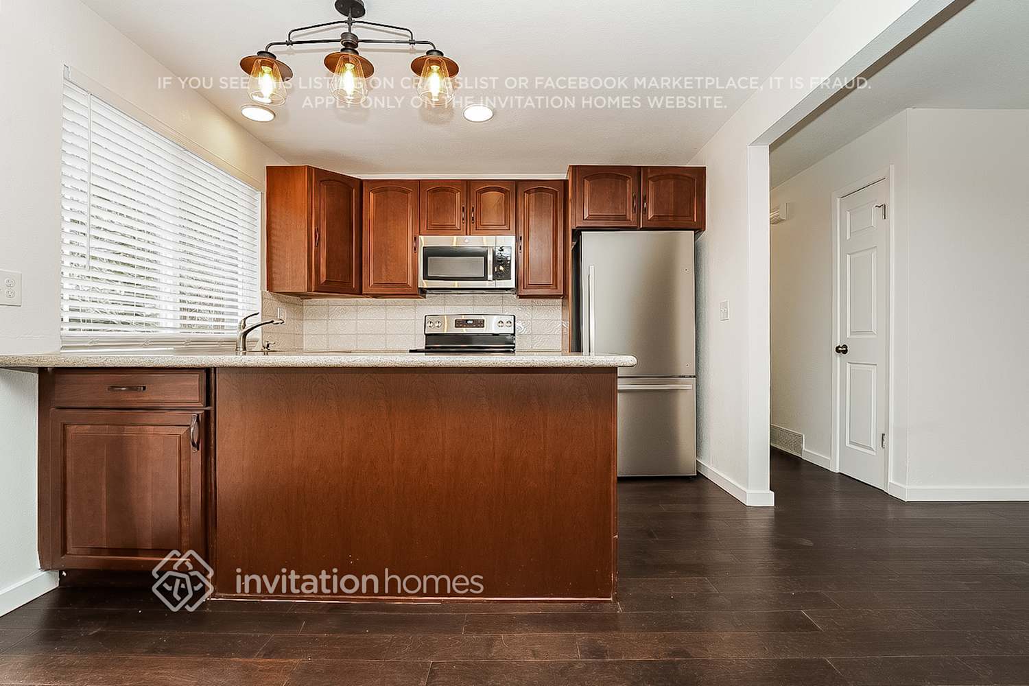 Building Photo - 2892 S Mobile St