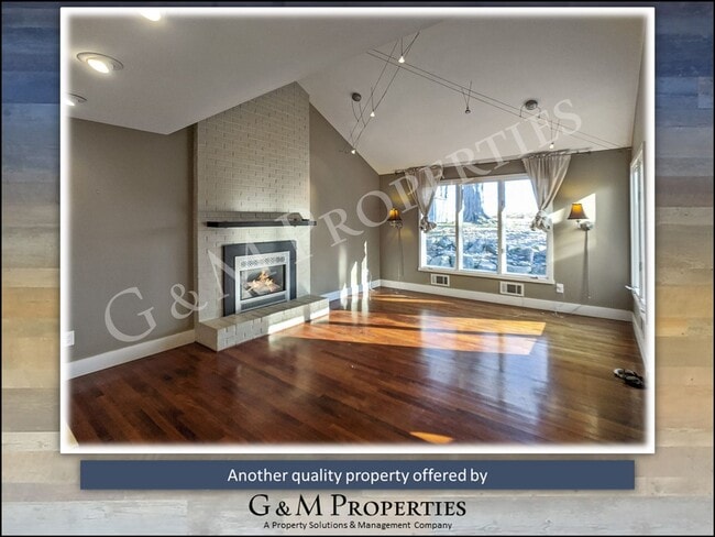 Building Photo - Rarely Available 4-Bedroom House - in Pitt...