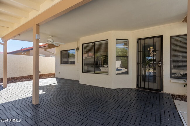Building Photo - 9138 E Davenport Dr