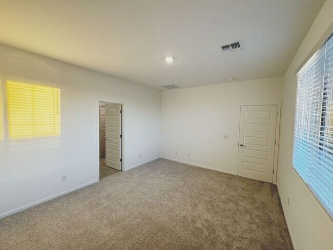 Building Photo - New 3 Bedroom 2 Bath Home at Western Gardens!