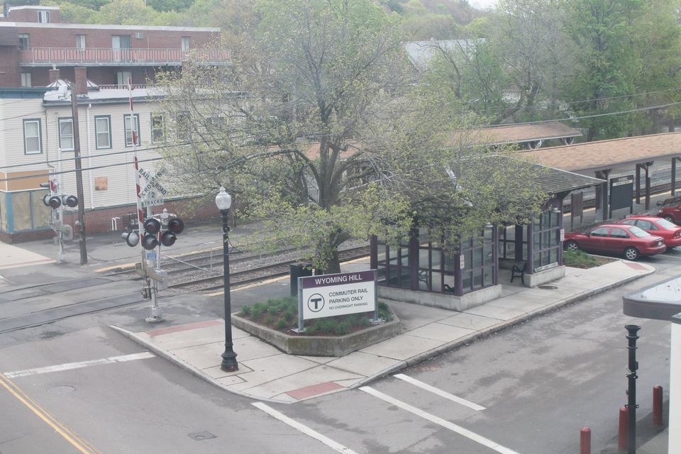 Building Photo - 47 W Wyoming Ave