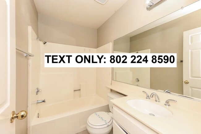 Building Photo - 39715 Sunrose Dr