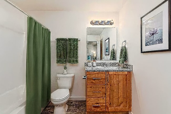 Building Photo - 37-39 S Drifter Loop