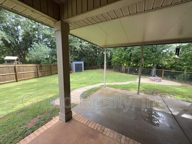Building Photo - 10035 Tuscan Ct
