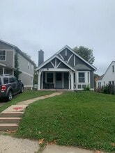 Building Photo - 6638 Broadmoor Rd