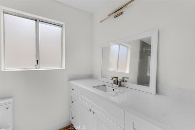 Building Photo - 23234 Valerio St