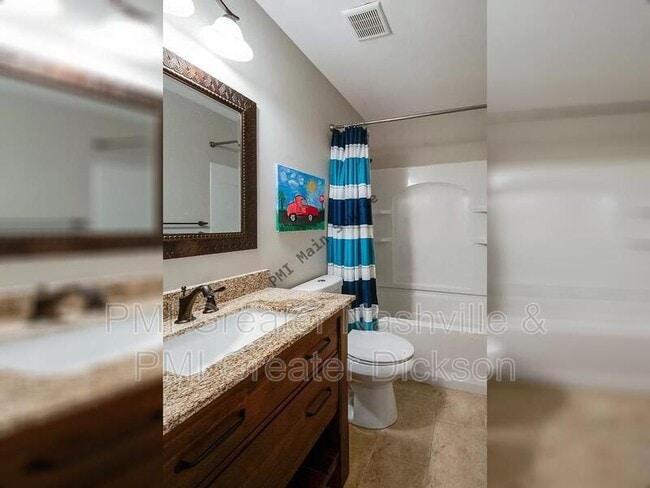 Building Photo - 5503 Saddlewood Ln