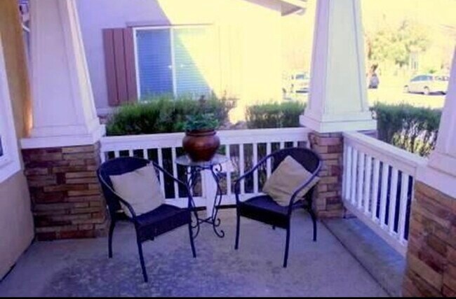 Building Photo - 27955 Alta Vista Ave