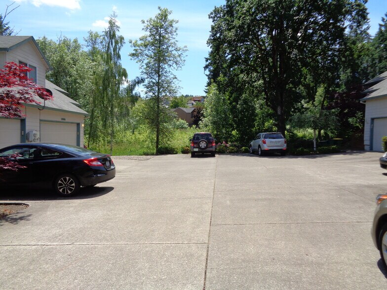 Driveway and Guest Parking - 17612 SW Bany Rd