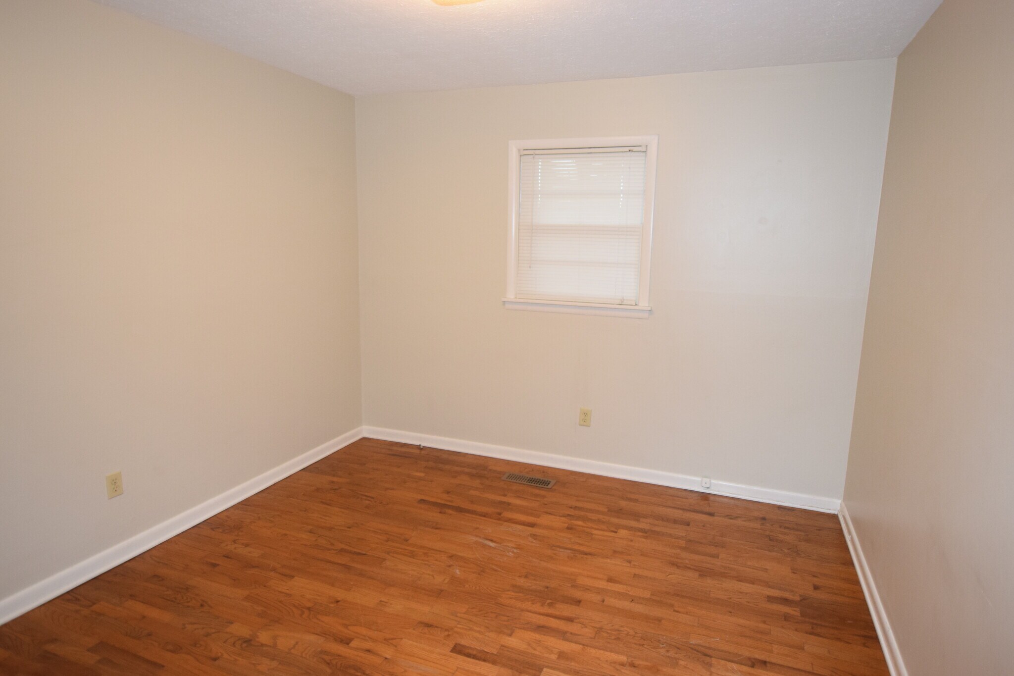 Building Photo - 26444 US Highway 72