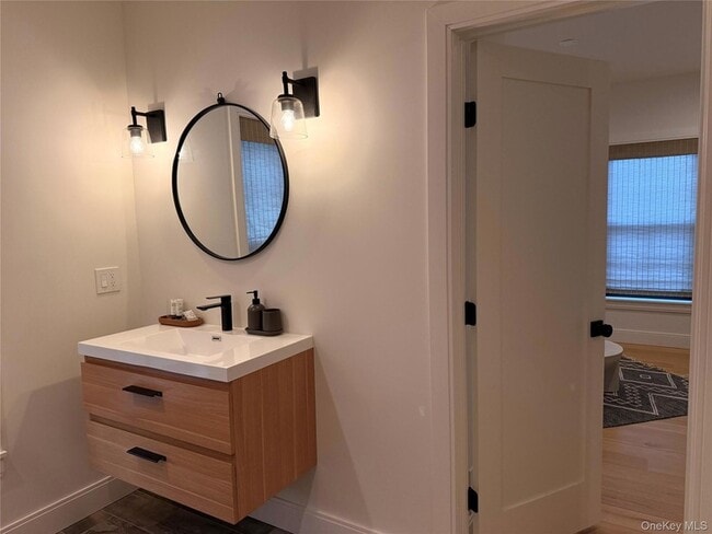 Building Photo - 6 Conifer Ct