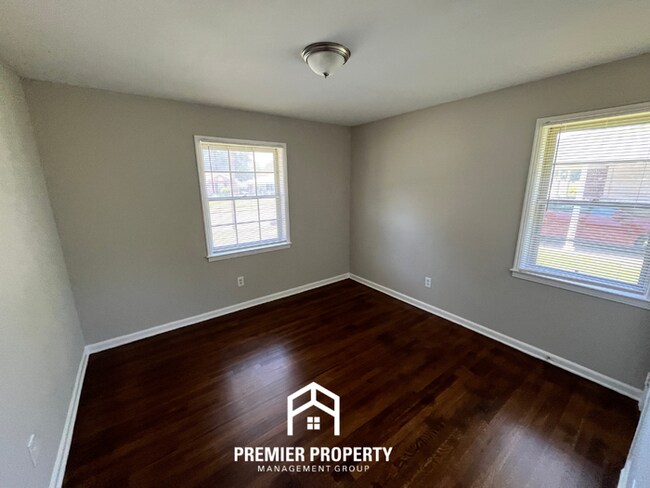 Building Photo - Charming 3BR/1.5BA Whitehaven Home | Low-Maintenance Tile Floors & Huge Fenced Yard