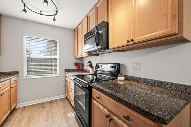 Building Photo - 3267 39th St S